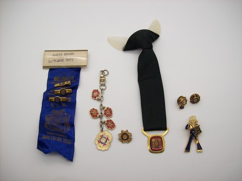 Lot vintage vfw pins - vintage,